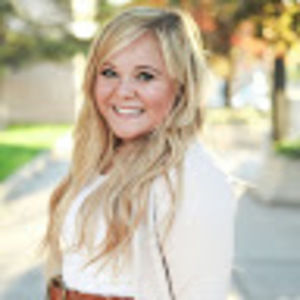 Meet your Posher, Lauren